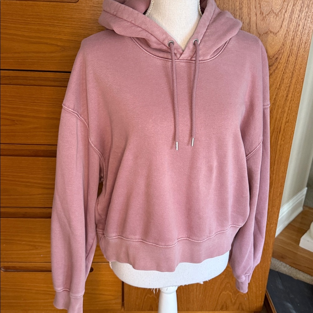 GAP mauve/Pink hooded sweatshirt size Medium